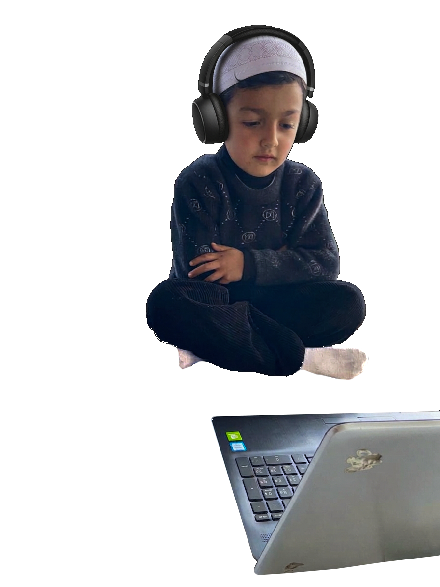 Kid-during-online-Quran-class